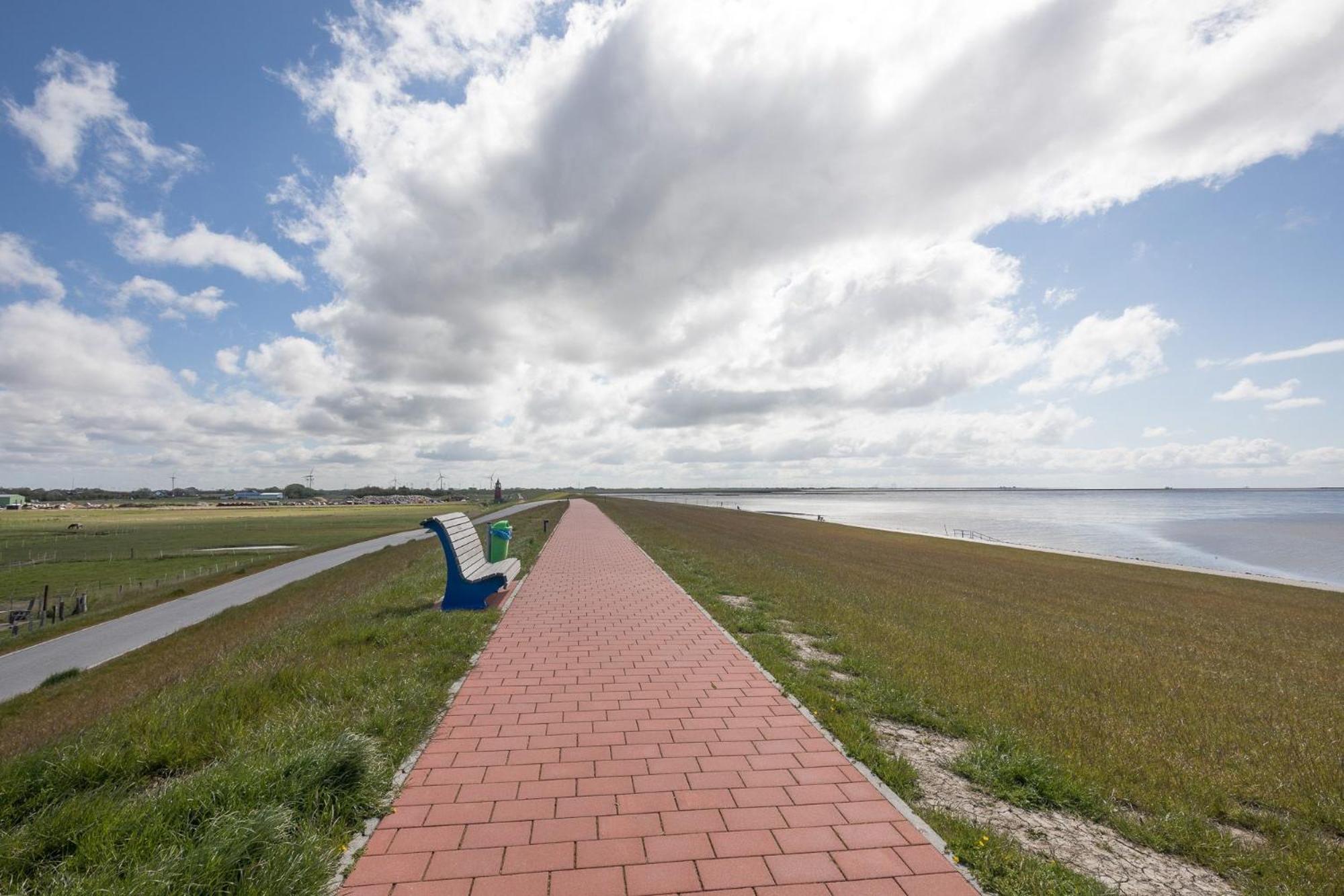 Direkt Am Deich - Ferienwohnung Amrum Im Gaestehaus Am Badedeich Dagebuell Exterior photo